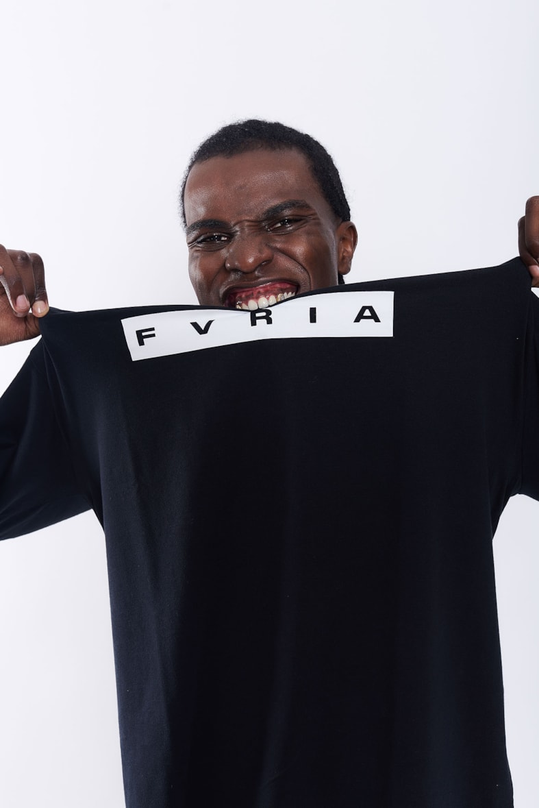 Camiseta Oversized Furia Magic Panthera Preta